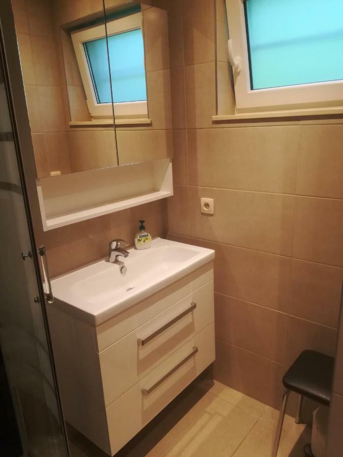 Rainbow Lodge Ursel Екстер'єр фото
