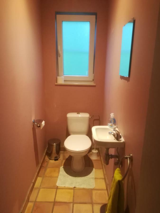 Rainbow Lodge Ursel Екстер'єр фото